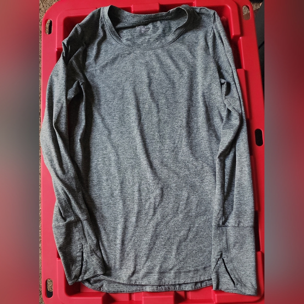 Athleta Gray Long Sleeve Tee Shirt